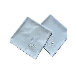 Lot of 2 Antique Vtg Cotton Linen Dinner Napkins Embroidered Flower Floral 15x15